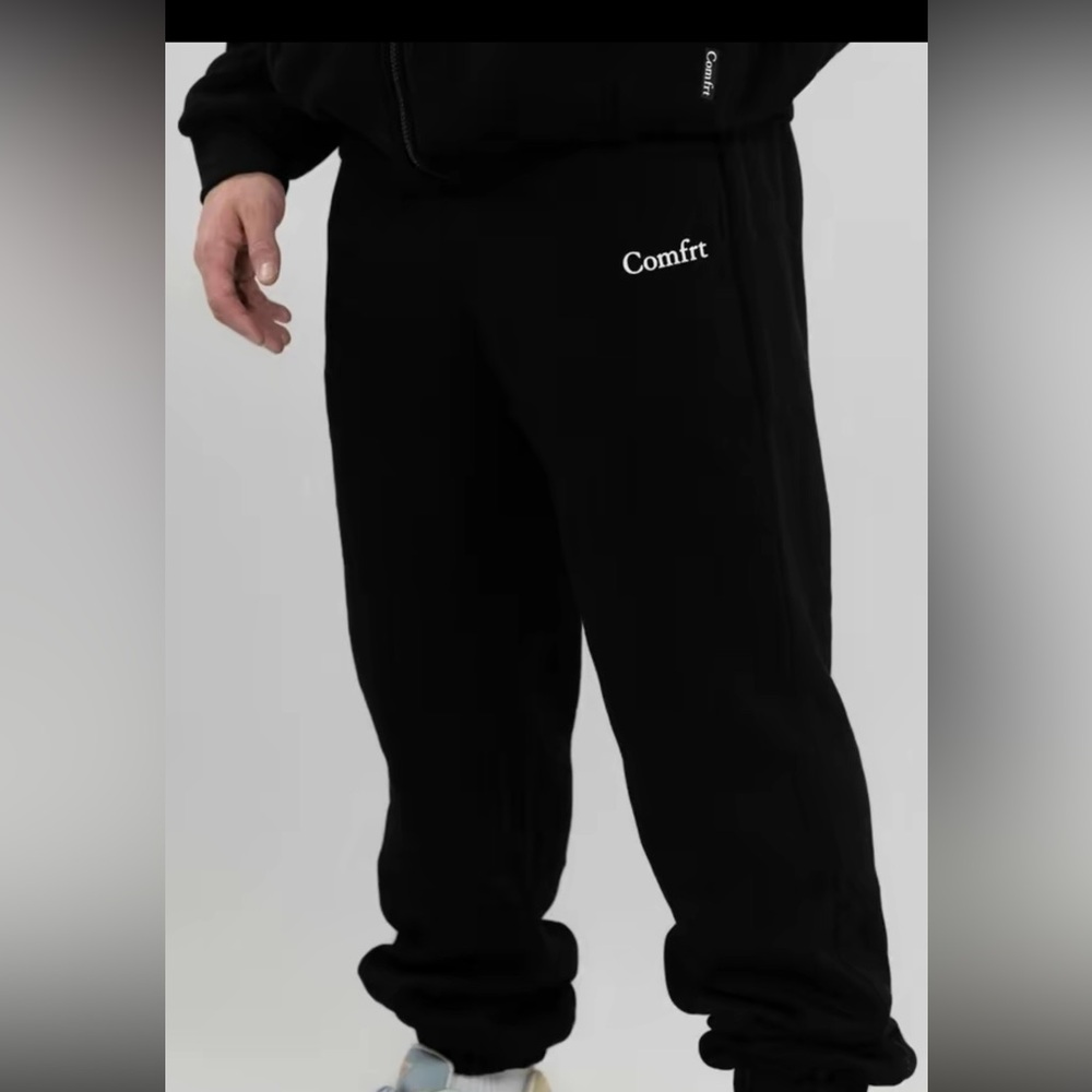 Black COMFRT cloud sweatpants